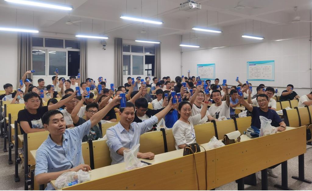 祝大家中秋快乐,百事可乐! 祝大家中秋快乐,百事可乐!